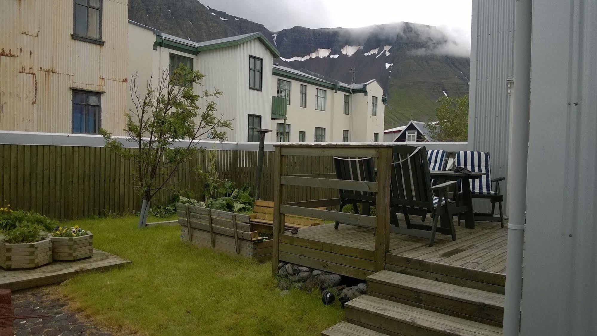 Villa Private House With Private Garden Ísafjörður Exterior foto
